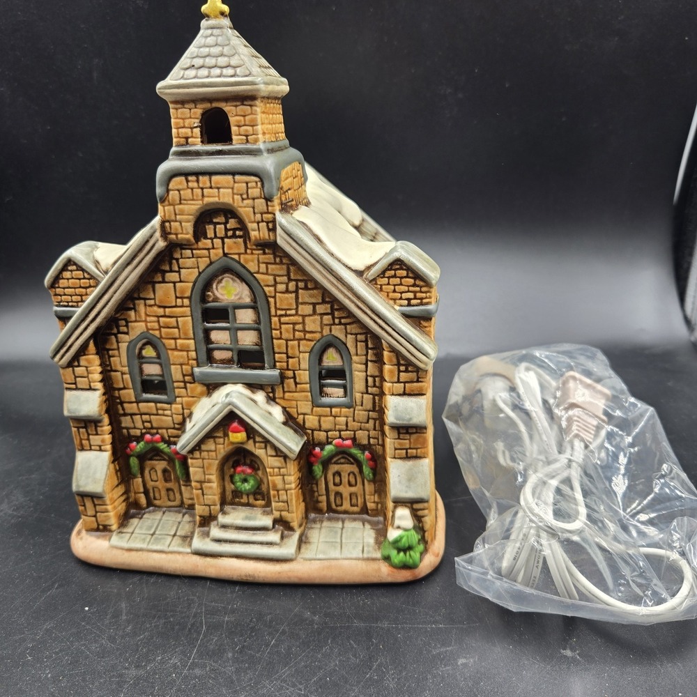 Rare Lefton Colonial Light Up Musical Church Village 06471 Adeste Fideles NOS